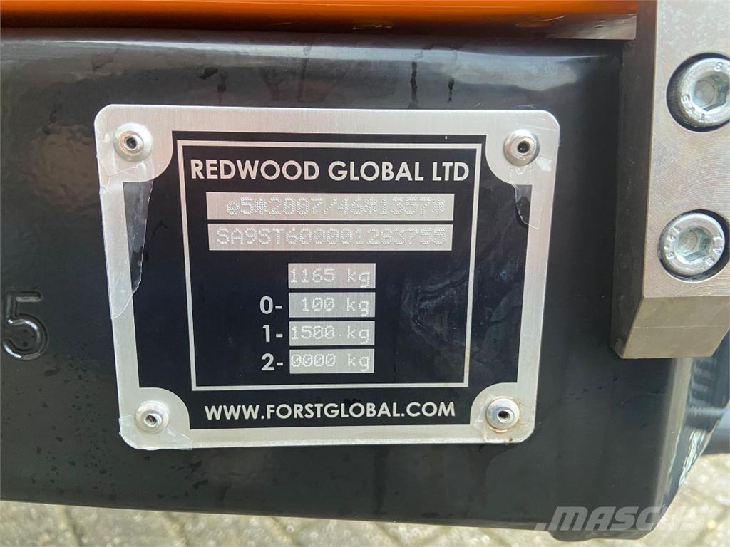  Först ST6D.24 Ensileuse automotrice