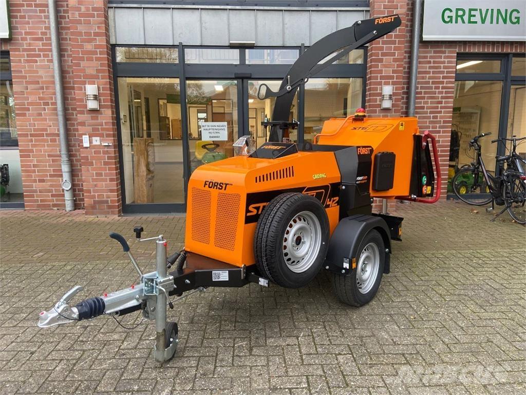  Först ST6D.24 Ensileuse automotrice