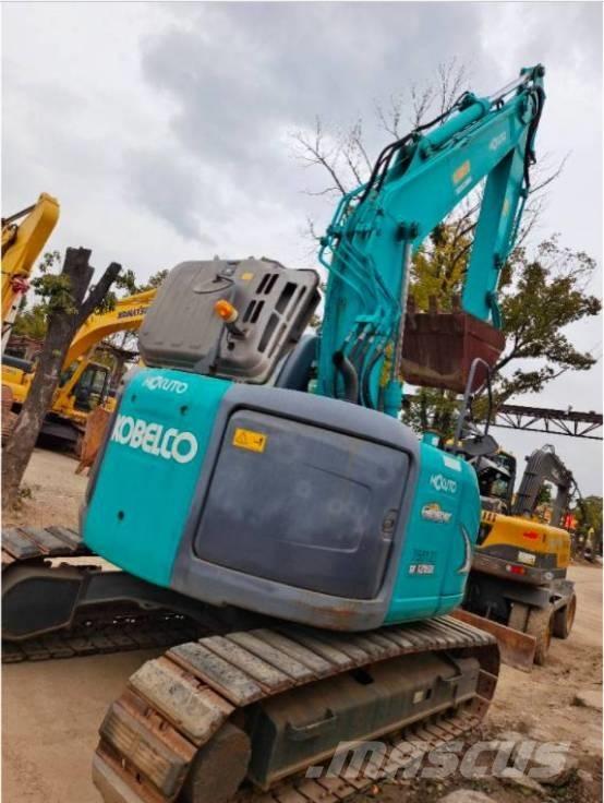 Kobelco SK 135 SR Pelle sur chenilles