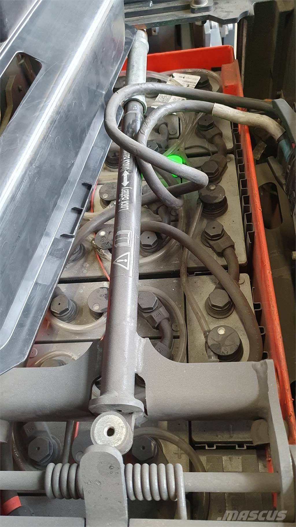 Linde N20B Préparateur de commande au sol