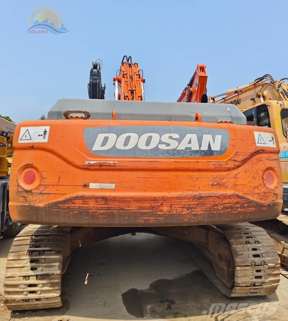 Doosan DX 300 LC Pelle sur chenilles