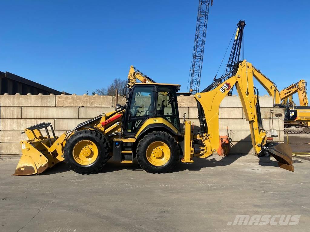 CAT 444  4x4 Tractopelle