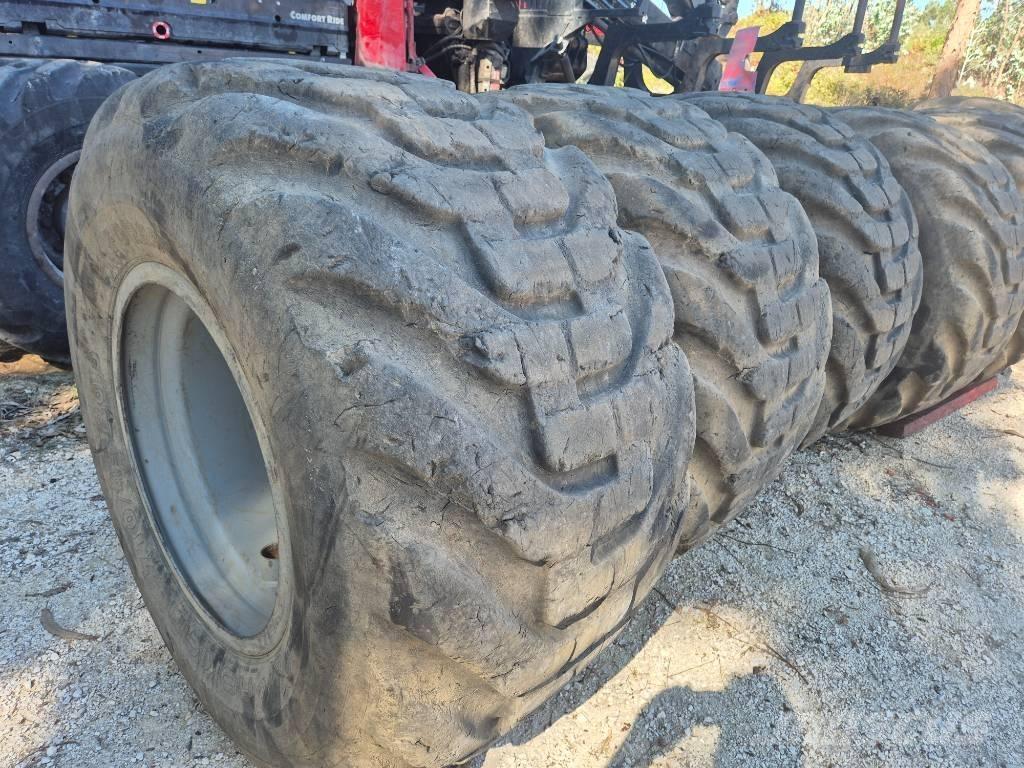 Nokian FOREST KING Pneus, roues et jantes
