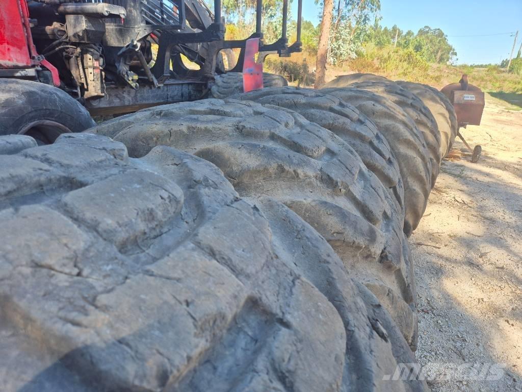 Nokian FOREST KING Pneus, roues et jantes