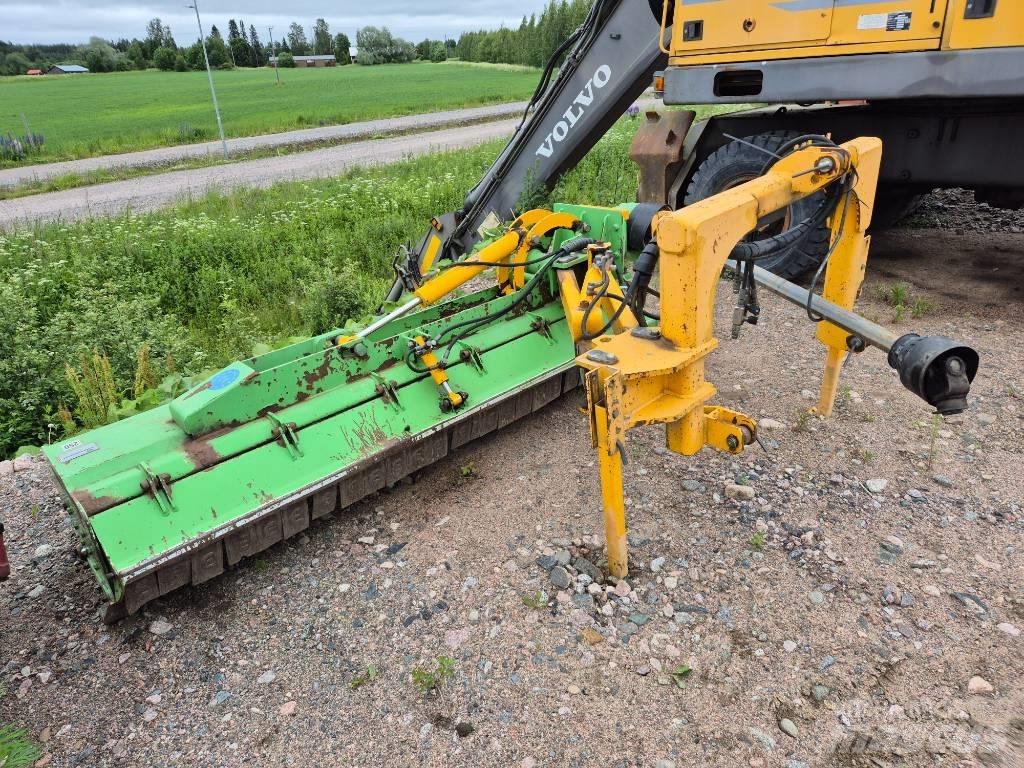 Kabe 250 Broyeur / Gyrobroyeur / Epareuse