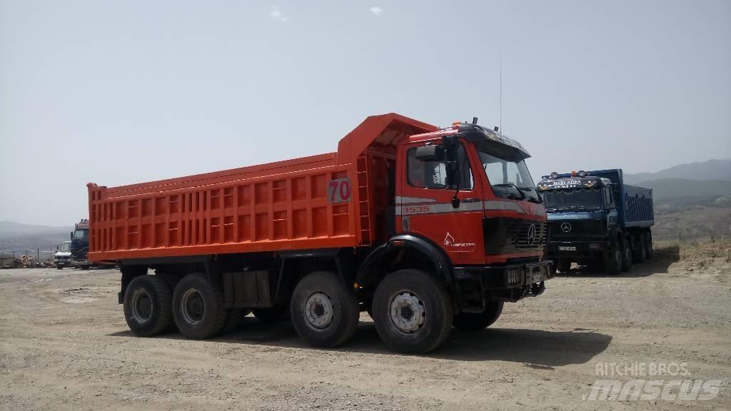 Mercedes-Benz 3535 Camion benne