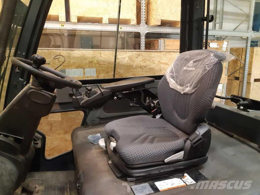 Toyota 8FBMT30 Chariots élévateurs électriques