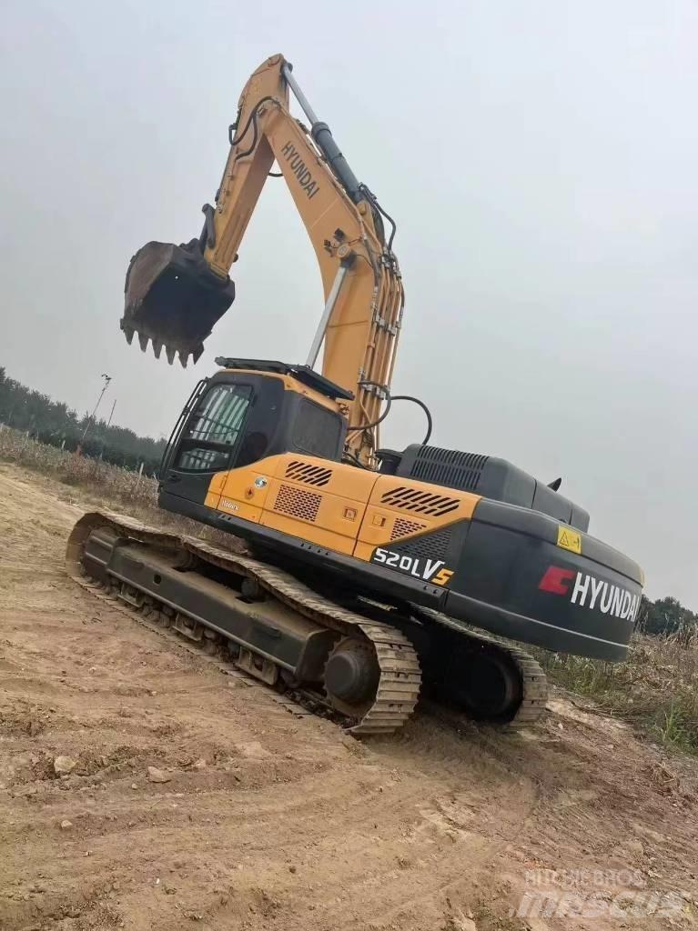 Hyundai Robex 520 VS Pelle sur chenilles