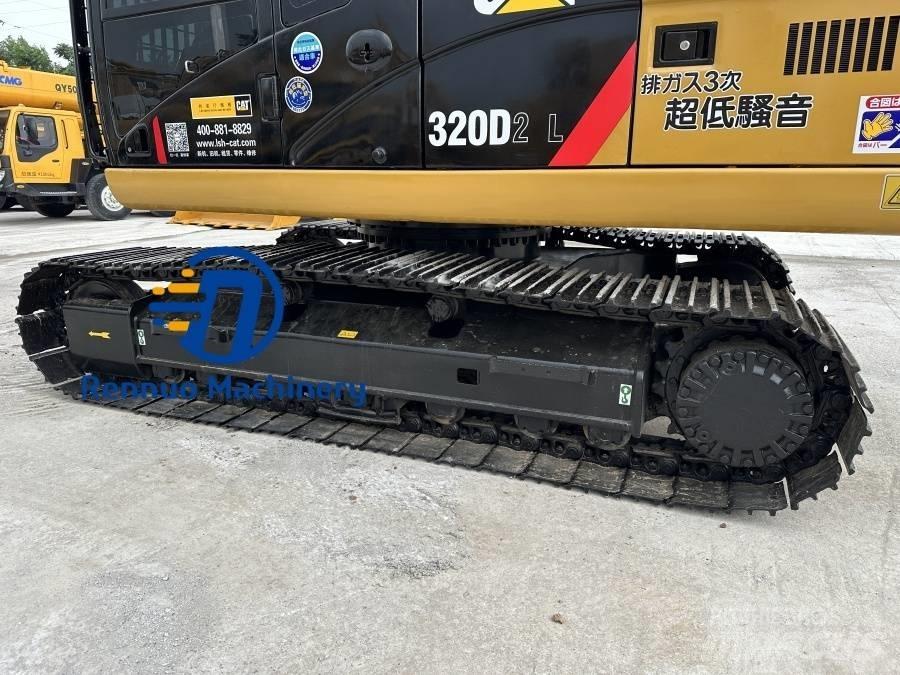 CAT 320 D2L Pelle sur chenilles
