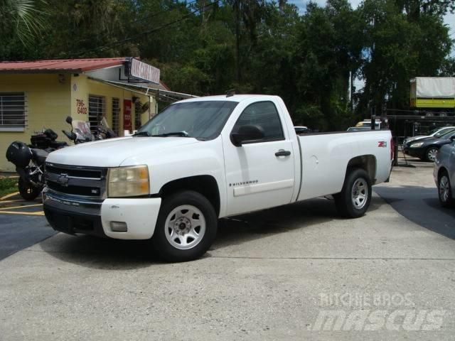 Chevrolet 1500 W/T Camion plateau