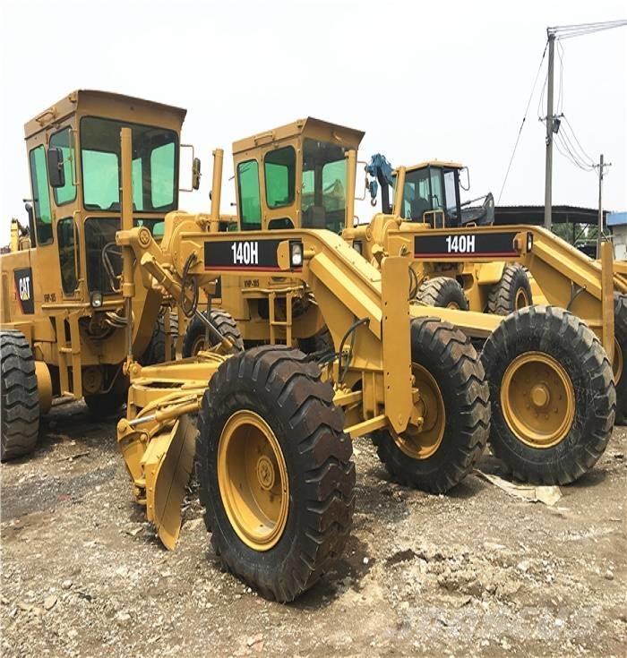 CAT 140 H Niveleuse