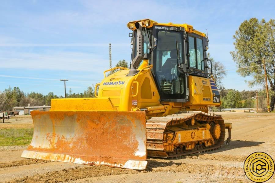 Komatsu D 37 EX Bouteurs sur chenilles