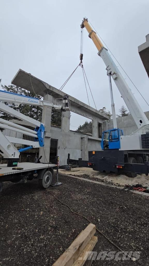 Krupp KMK 4070 Grues tout terrain