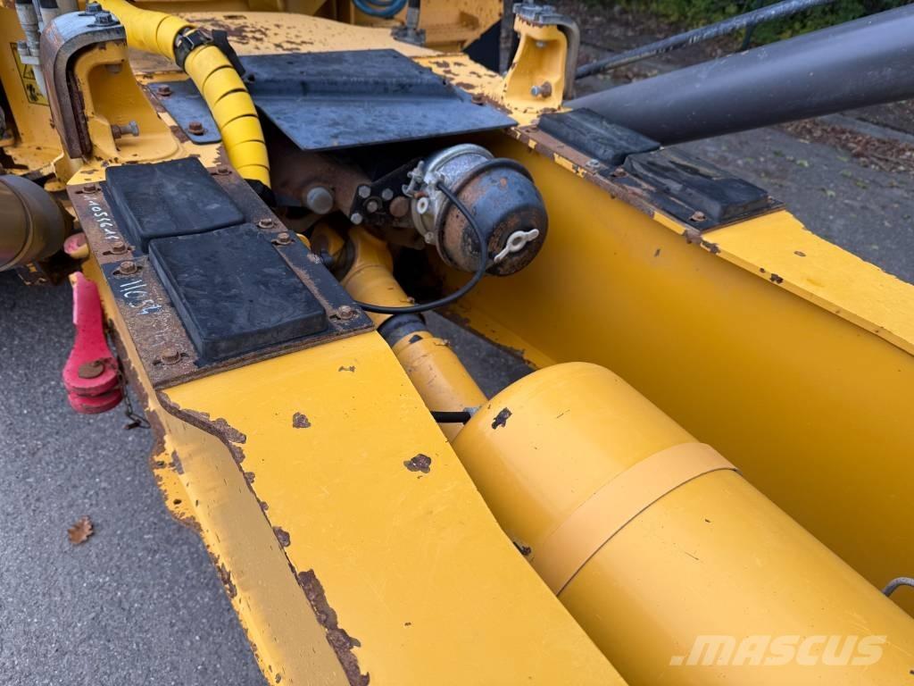 Volvo A 25 D Tombereau articulé