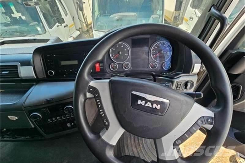 MAN 26 SERIES Autre camion