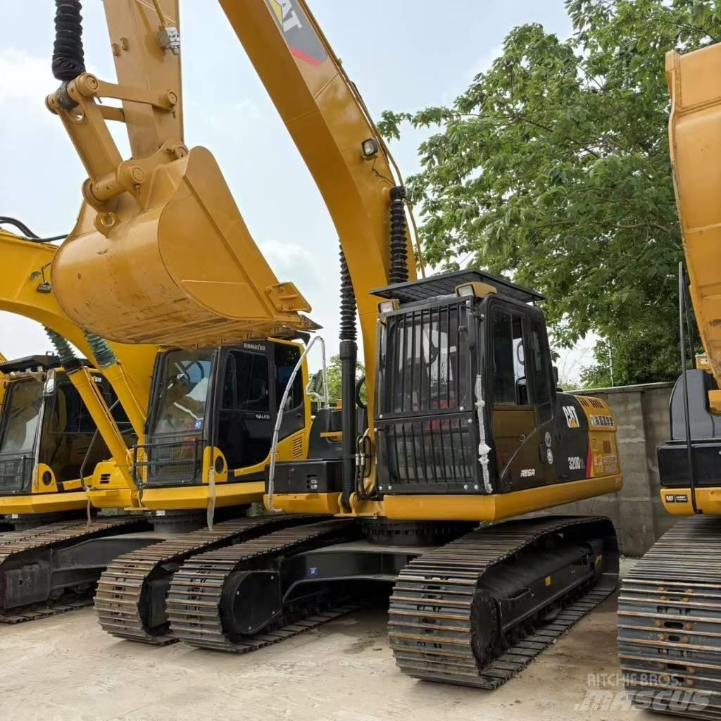 CAT 320 D Pelle sur chenilles