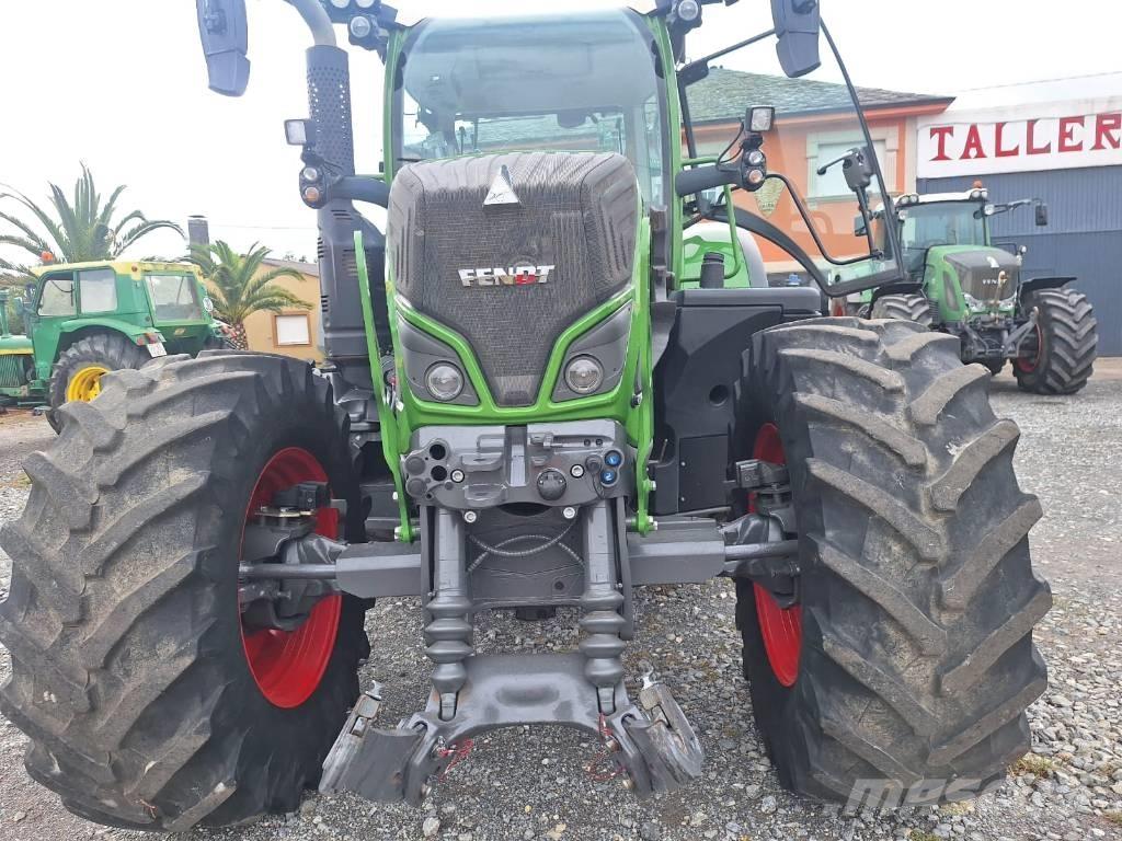 Fendt 718 Tracteur