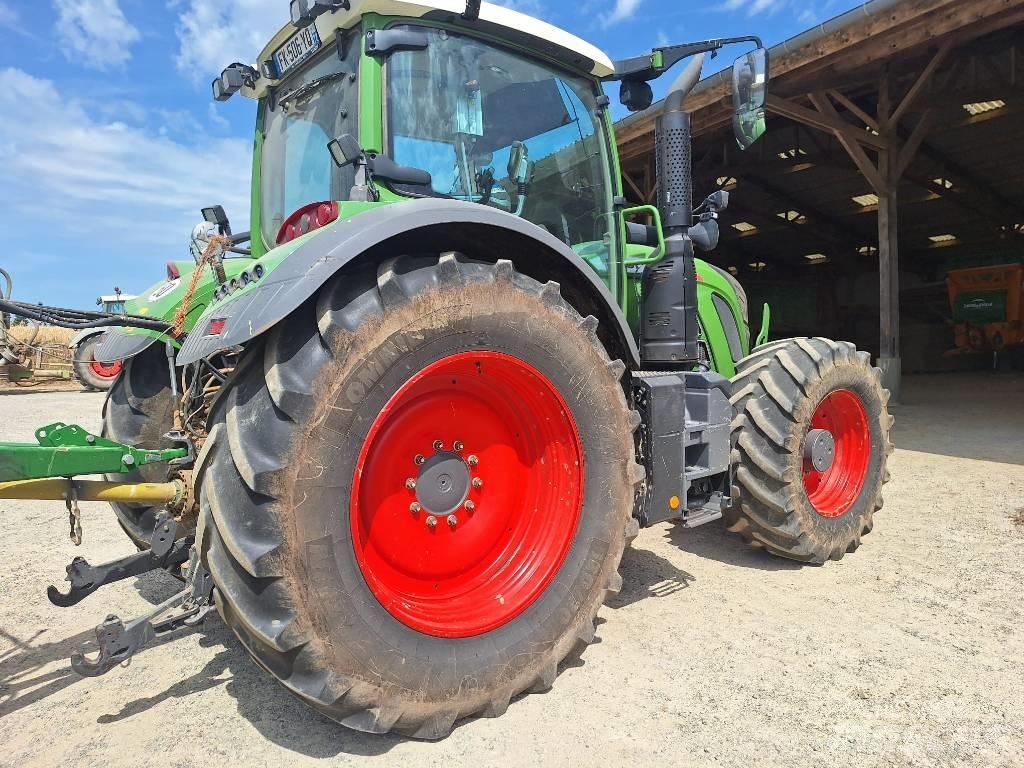 Fendt 718 Tracteur