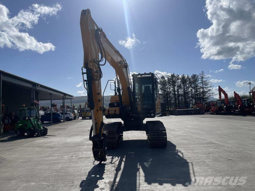 Hyundai HX 140 HW Pelle sur chenilles