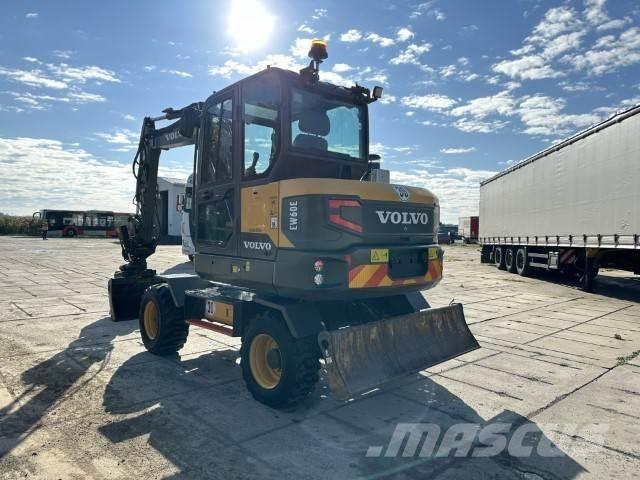 Volvo EW60E Pelle sur pneus
