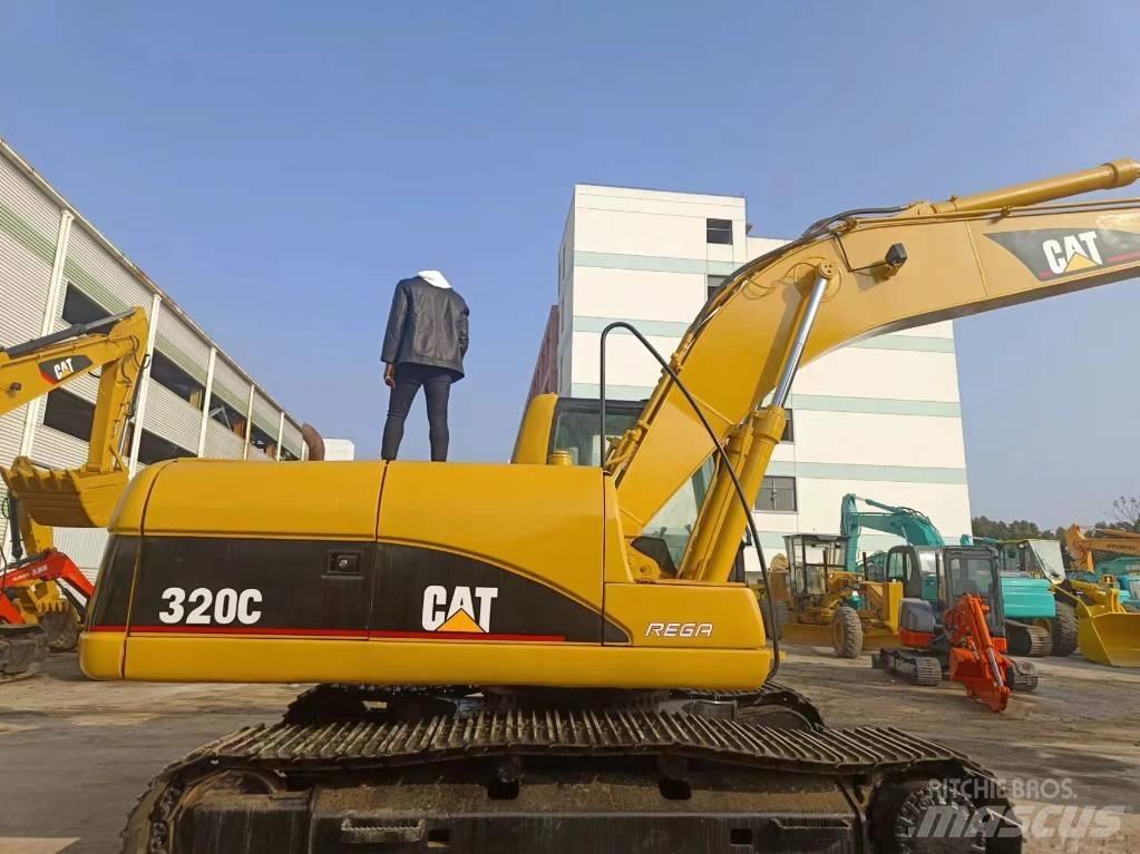 CAT 320 C Pelle sur chenilles