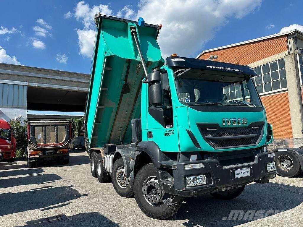 Iveco TRACKKER 500 Camion benne