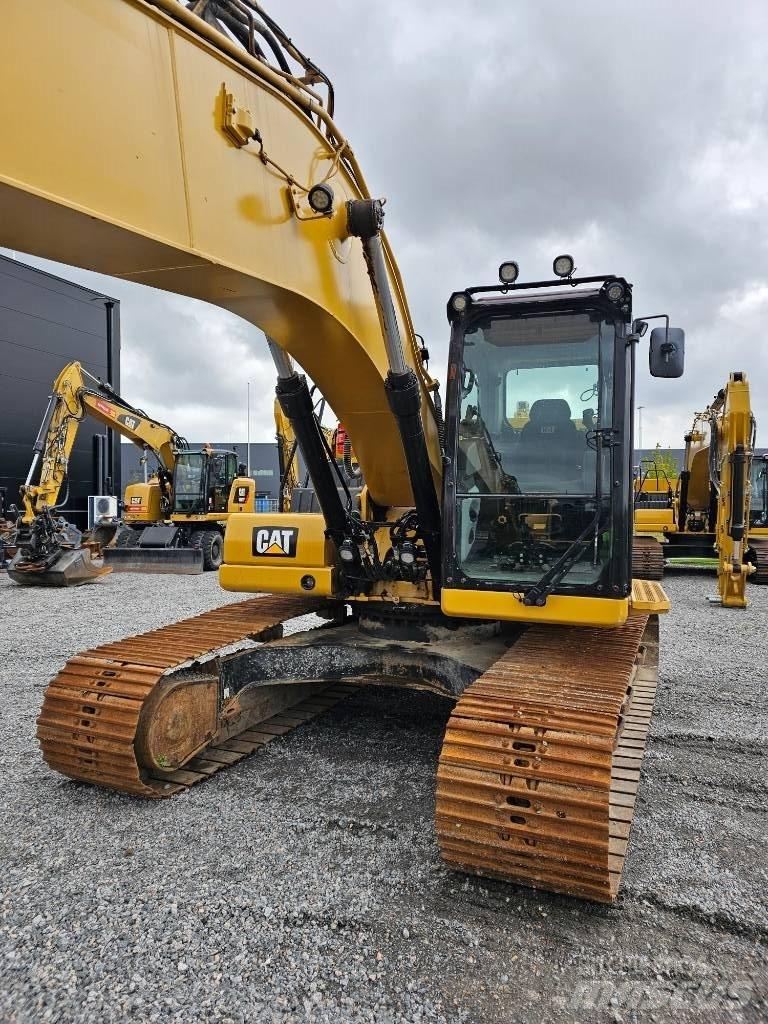 CAT 320 Pelle sur chenilles