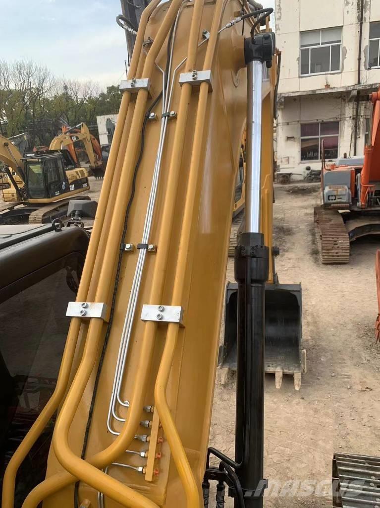 Sany SY 215 C Pelle sur chenilles