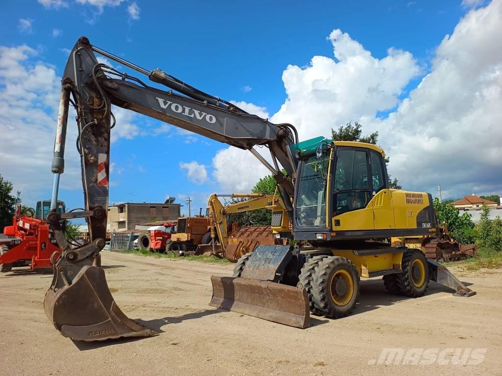 Volvo EW 160 C Pelle sur pneus