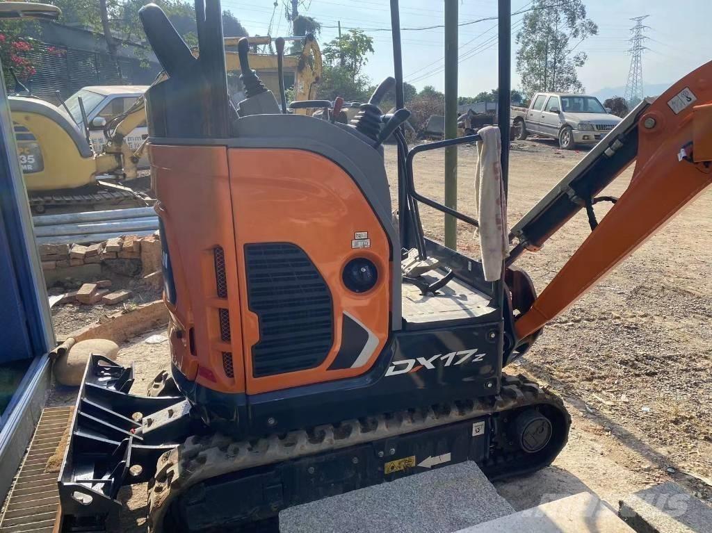 Doosan DX 17 Mini pelle < 7t