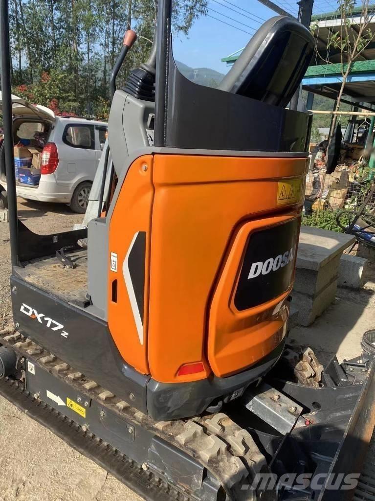 Doosan DX 17 Mini pelle < 7t