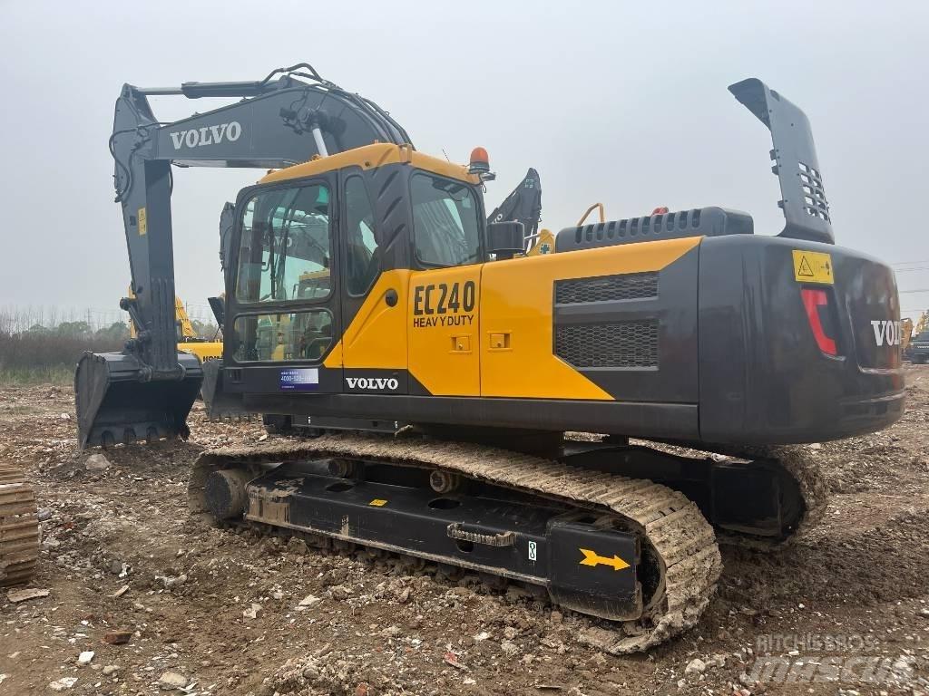 Volvo EC240BLC Pelle sur chenilles