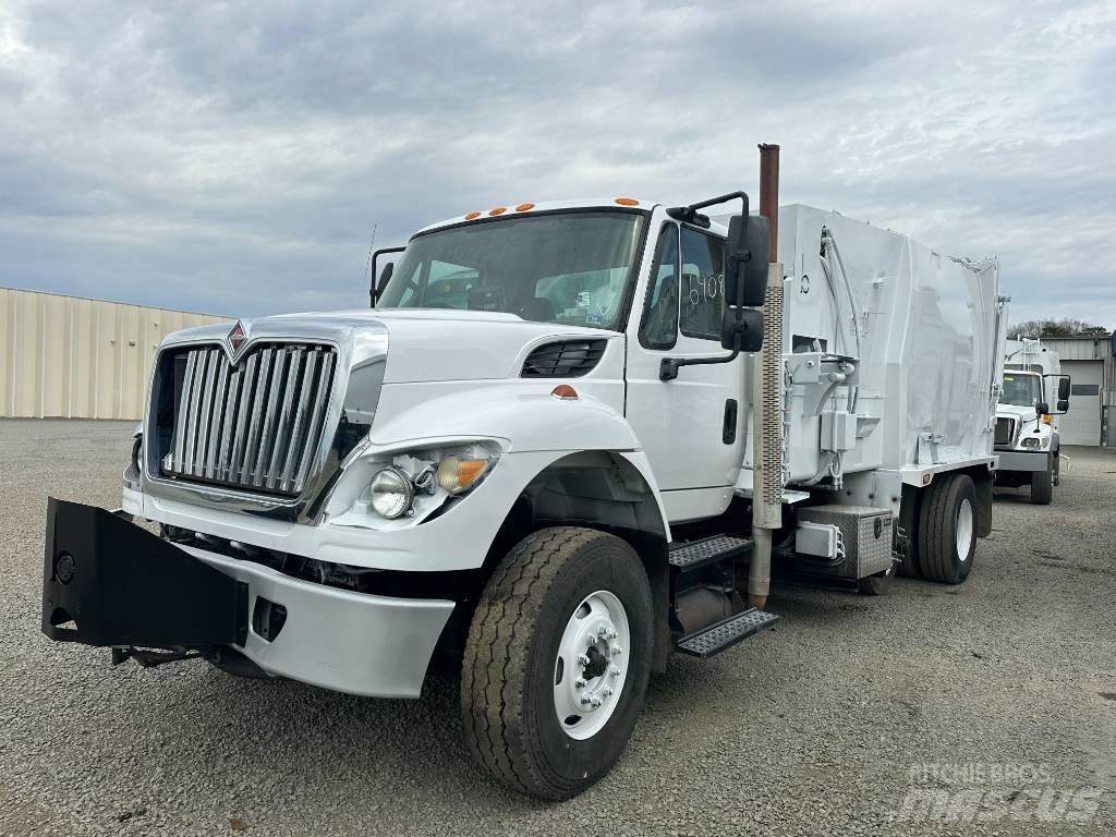 International 7500 Camion poubelle