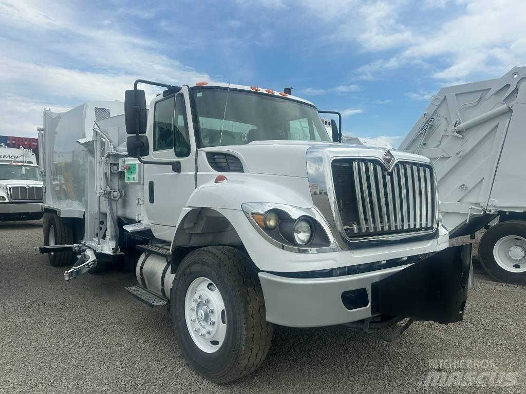International 7500 Camion poubelle