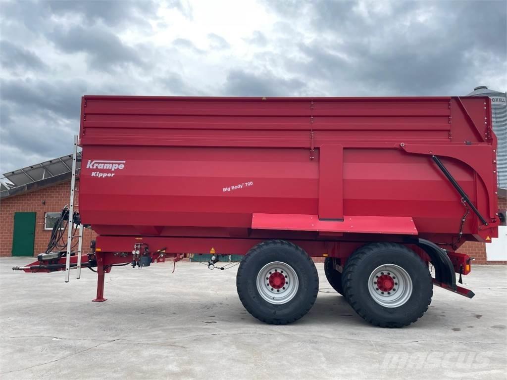 Krampe BigBody 700 Plateau à paille