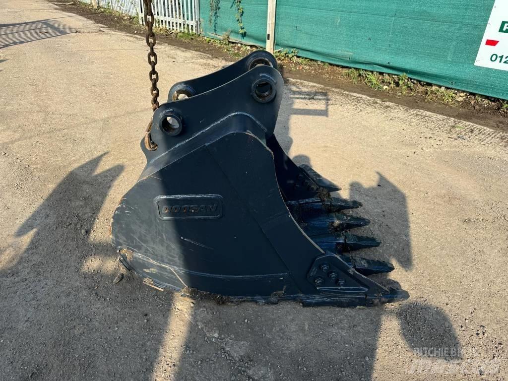 Doosan DX 140 LC Godet