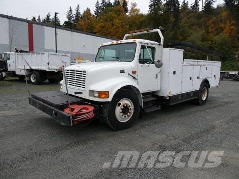 International 4700 Camions et véhicules municipaux