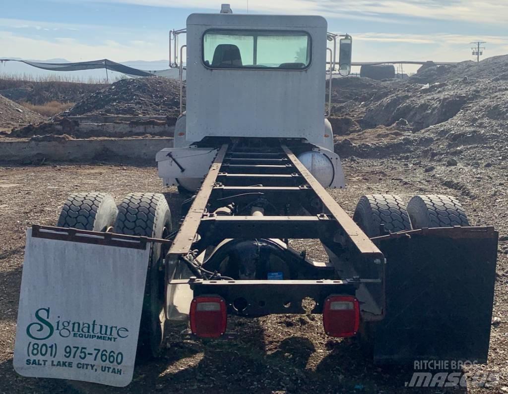 Peterbilt 335 Camion benne