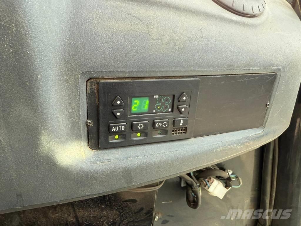 Komatsu WA100 M-7 Chargeuse sur pneus