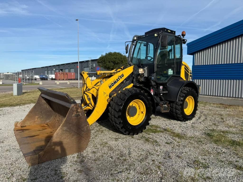 Komatsu WA100 M-7 Chargeuse sur pneus