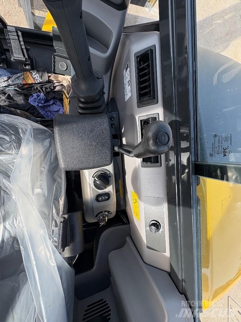 Komatsu PC 55 MR-5 Mini pelle < 7t