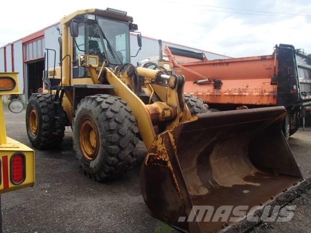 Komatsu WA 380-1L Chargeuse sur pneus