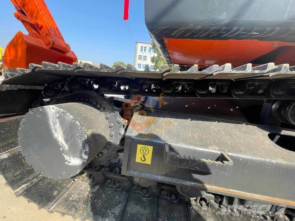 Doosan DX 225 LC Pelle sur chenilles
