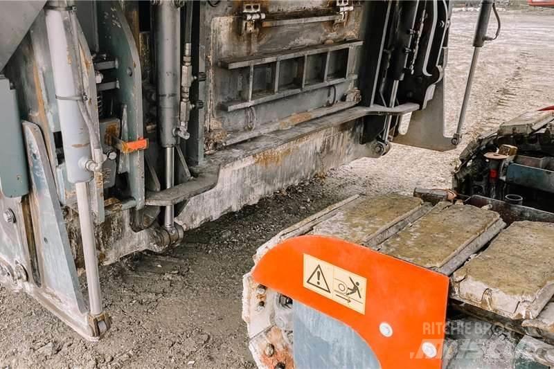 Wirtgen W220 Autre camion