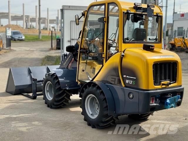 Eurotrac W12 Chargeuse sur pneus