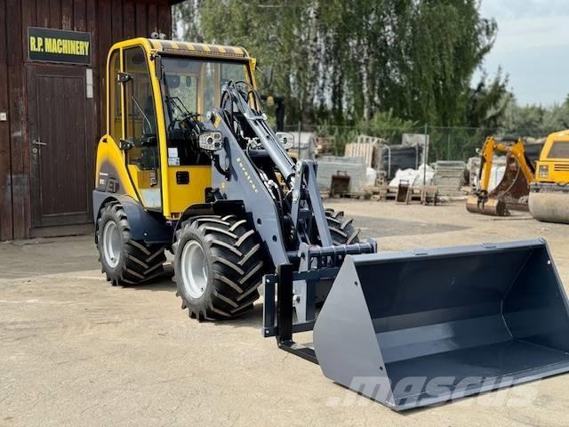 Eurotrac W12 Chargeuse sur pneus