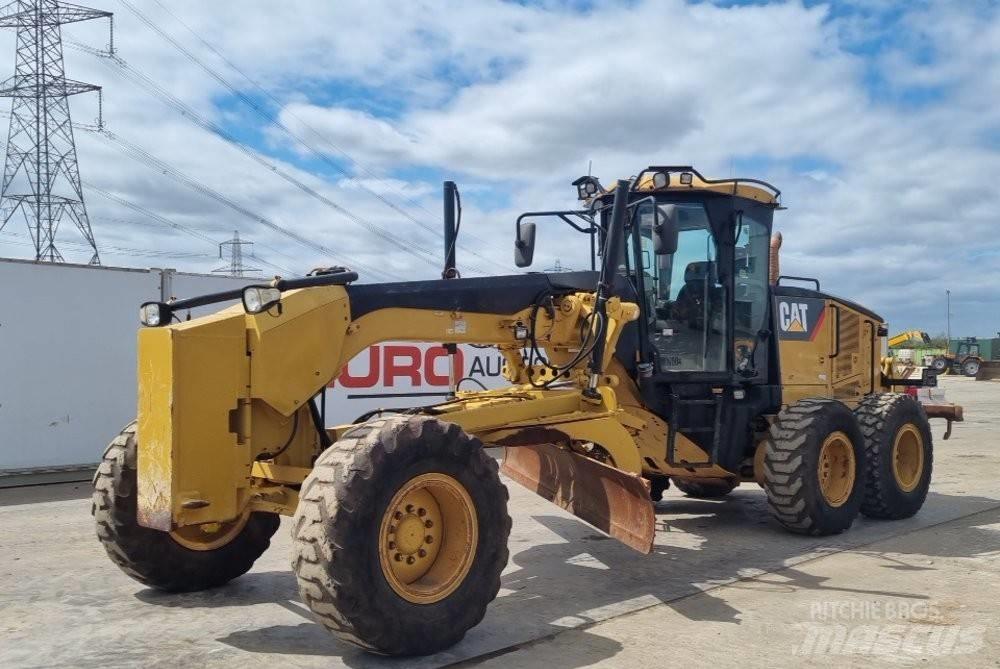 CAT 140 M Niveleuse