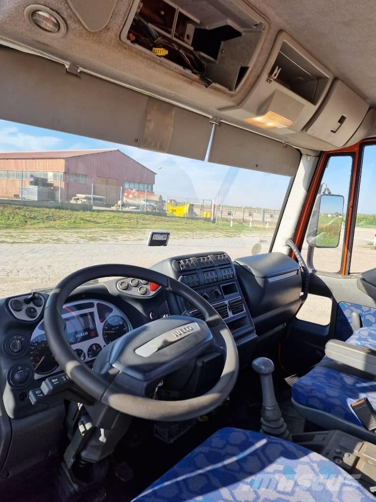 Iveco Eurocargo Camion plateau