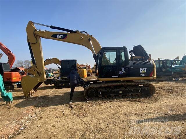 CAT 318D2 Pelle sur chenilles