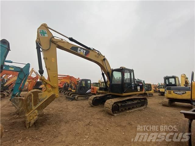 CAT 318D2 Pelle sur chenilles
